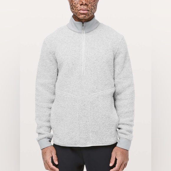Lululemon Tundra Trek 1/2 Zip in Gray Men's SweaterSz Large